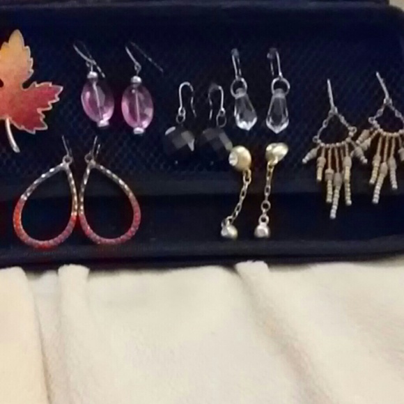 Jewlry - Picture 2 of 2